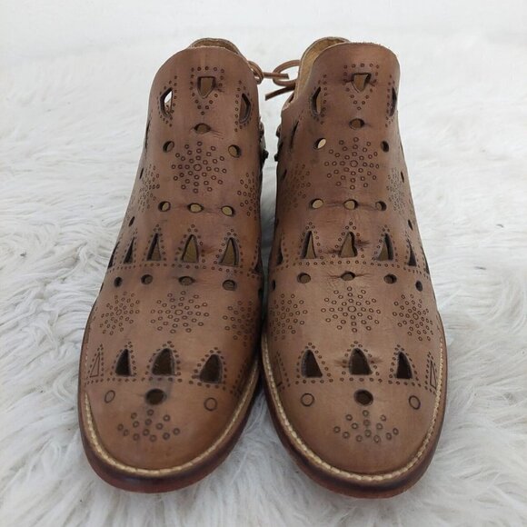 Musse & Cloud Brown Leather Coolise Ankle Boots Laser Cut Back Lace Booties Sz 7 - Picture 2 of 10